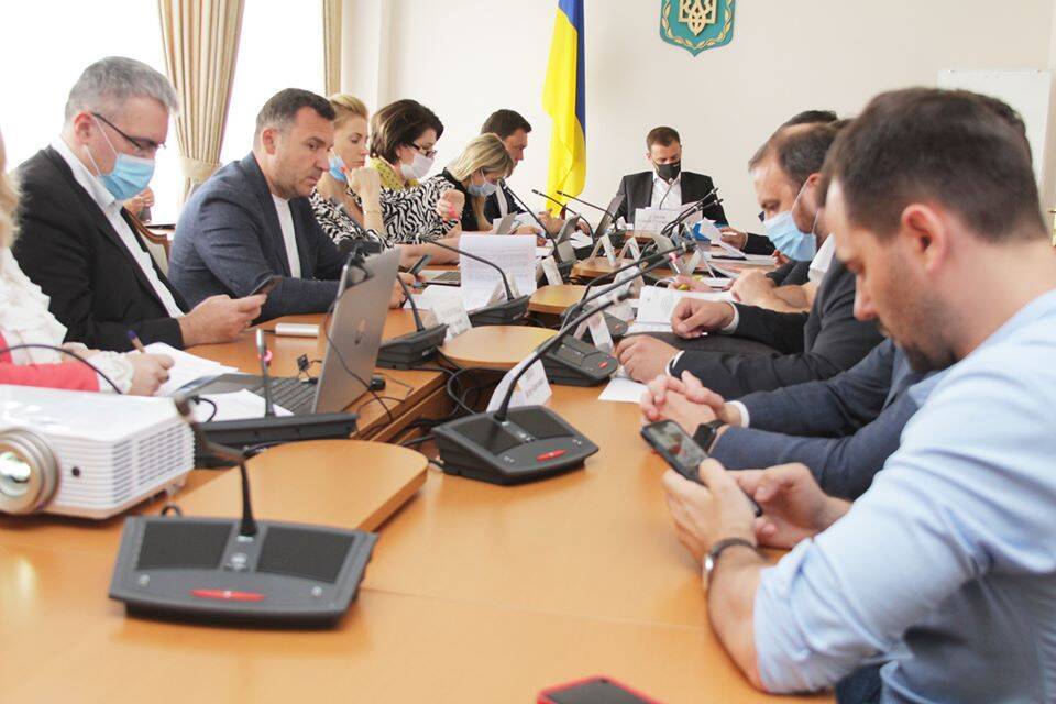 Україну поділять на "зони" з 1 вересня: у Раді розповіли, яким буде навчальний процес